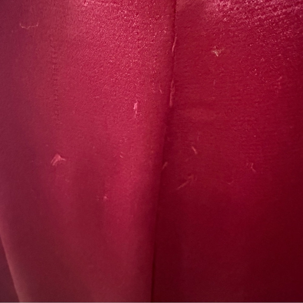 Elegant Burgundy Sleeveless Evening Dress - Picture 6 of 8